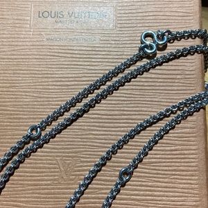 Silver toned #6 necklace